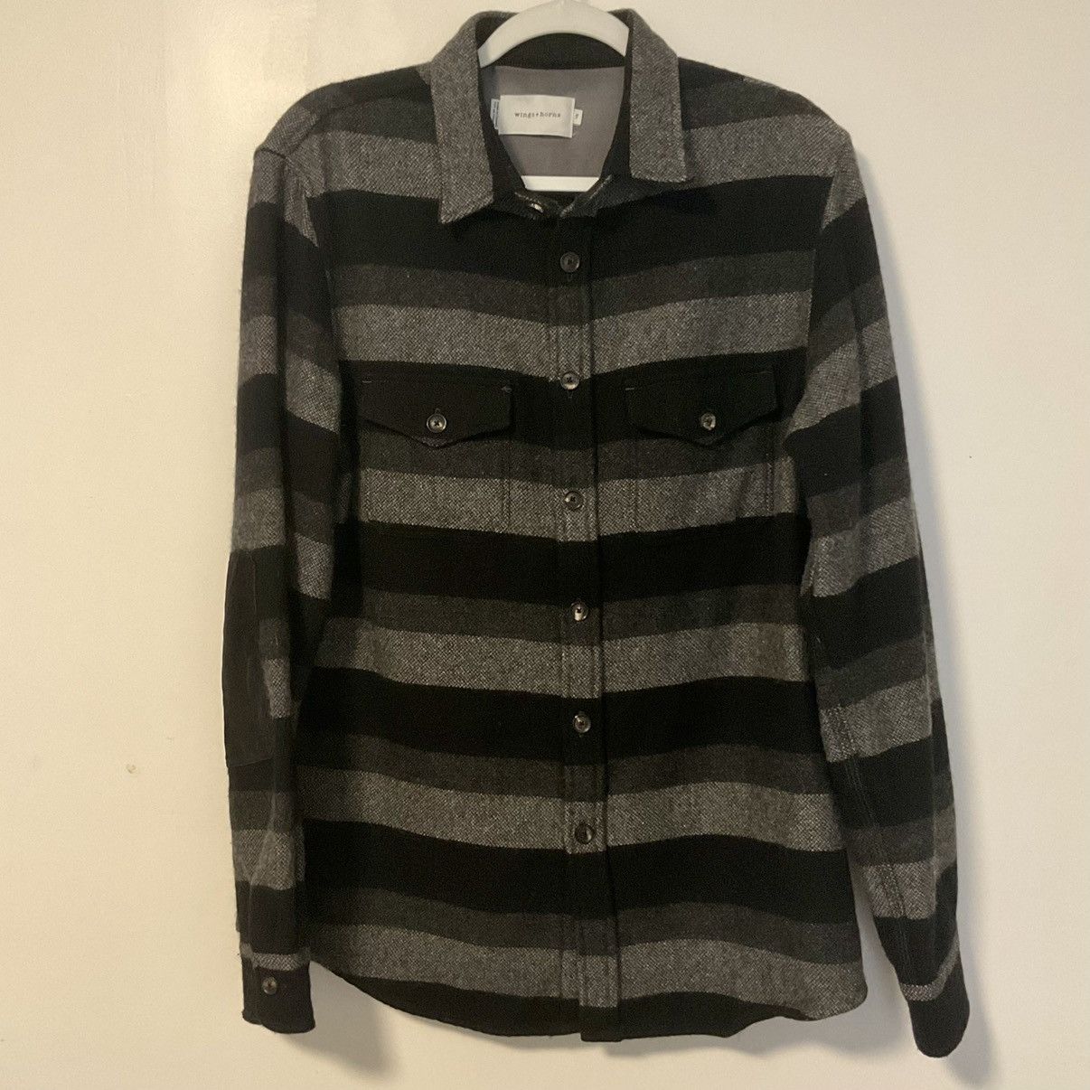 Wings + Horns Wings + Horns Elbow Patch Plaid Flannel Size US L / EU 52-54 / 3 - 1 Thumbnail