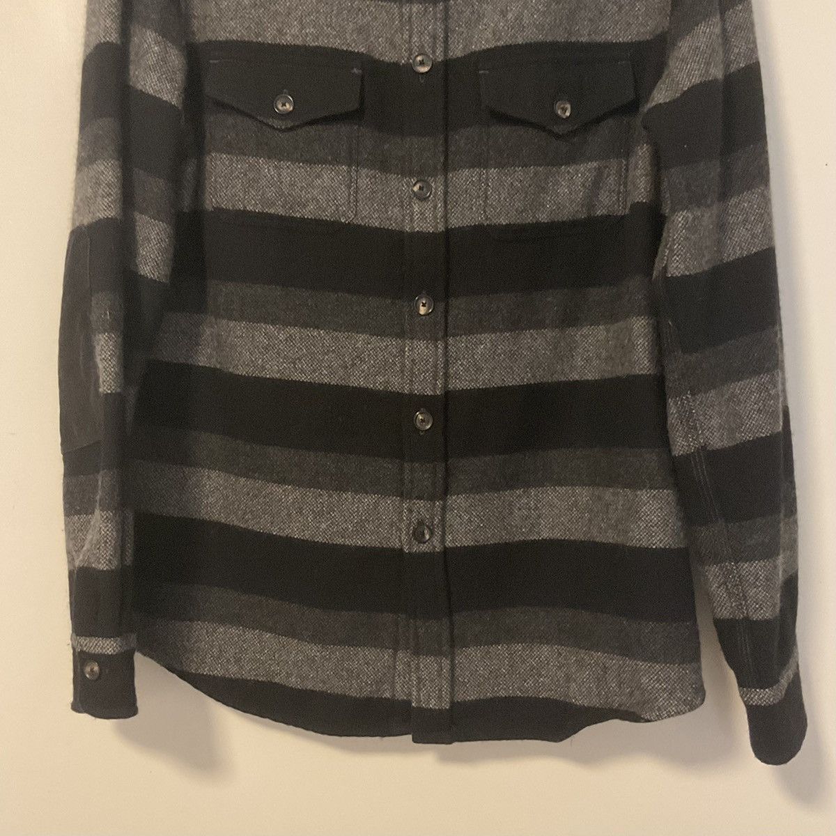 Wings + Horns Wings + Horns Elbow Patch Plaid Flannel Size US L / EU 52-54 / 3 - 3 Thumbnail