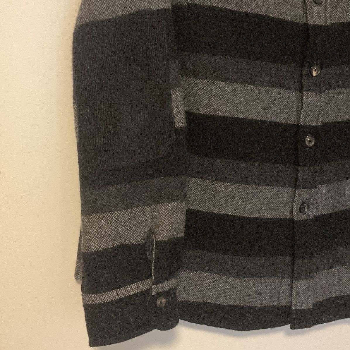 Wings + Horns Wings + Horns Elbow Patch Plaid Flannel Size US L / EU 52-54 / 3 - 4 Thumbnail