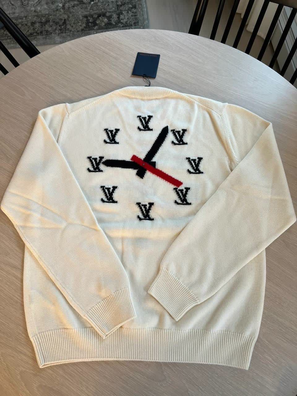 Louis Vuitton LOUIS VUITTON CLOCK INTARSIA SWEATER Size US L / EU 52-54 / 3 - 3 Thumbnail