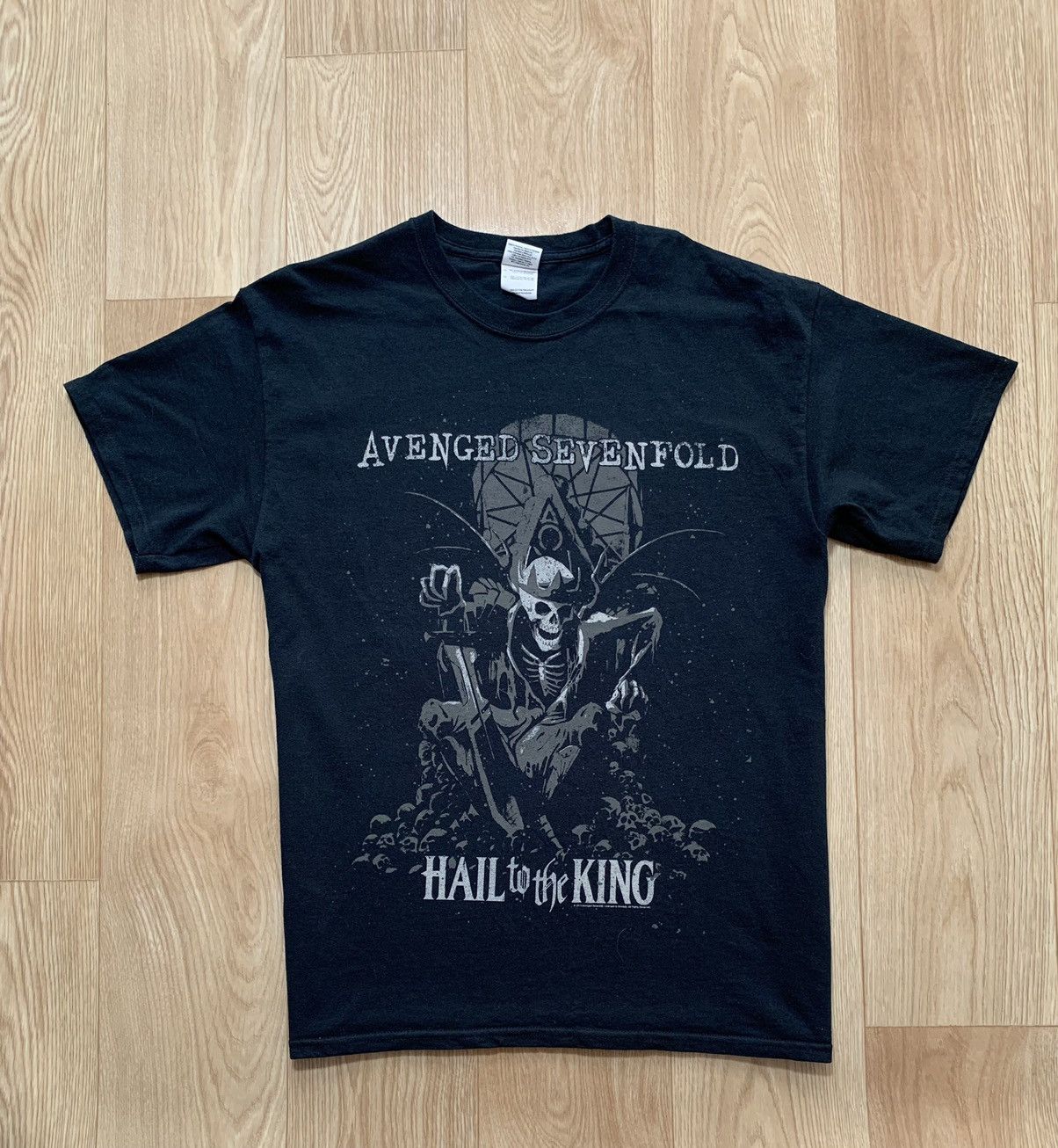 Band Tees Avenged Sevenfold Hail to the King Vintage 2013 T-Shirt Size US L / EU 52-54 / 3 - 1 Thumbnail