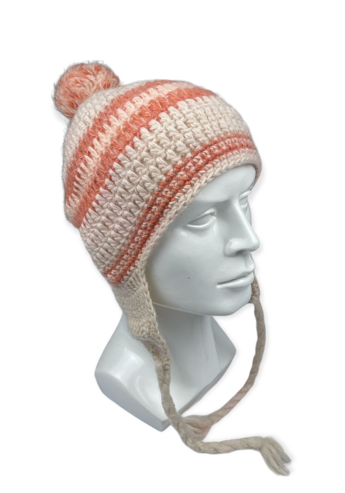 DKNY KNITTED TRAPPER / BEANIE HAT- HS4
