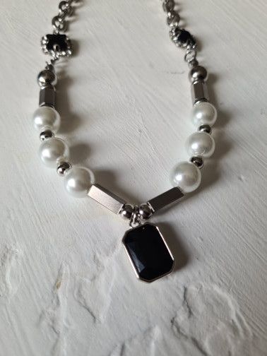 Jewelry Pearl Necklace Size ONE SIZE - 7 Thumbnail