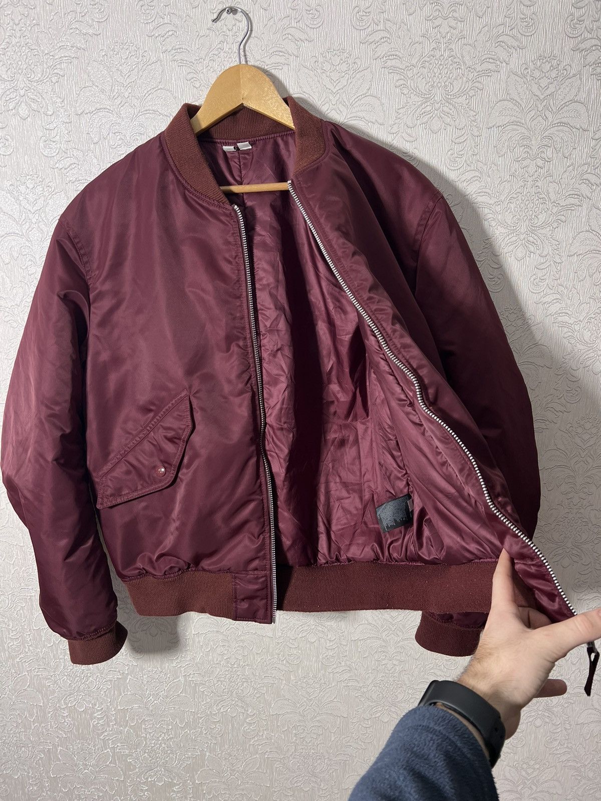 Uniqlo Uniqlo Bomber Jacket Size US M / EU 48-50 / 2 - 1 Thumbnail