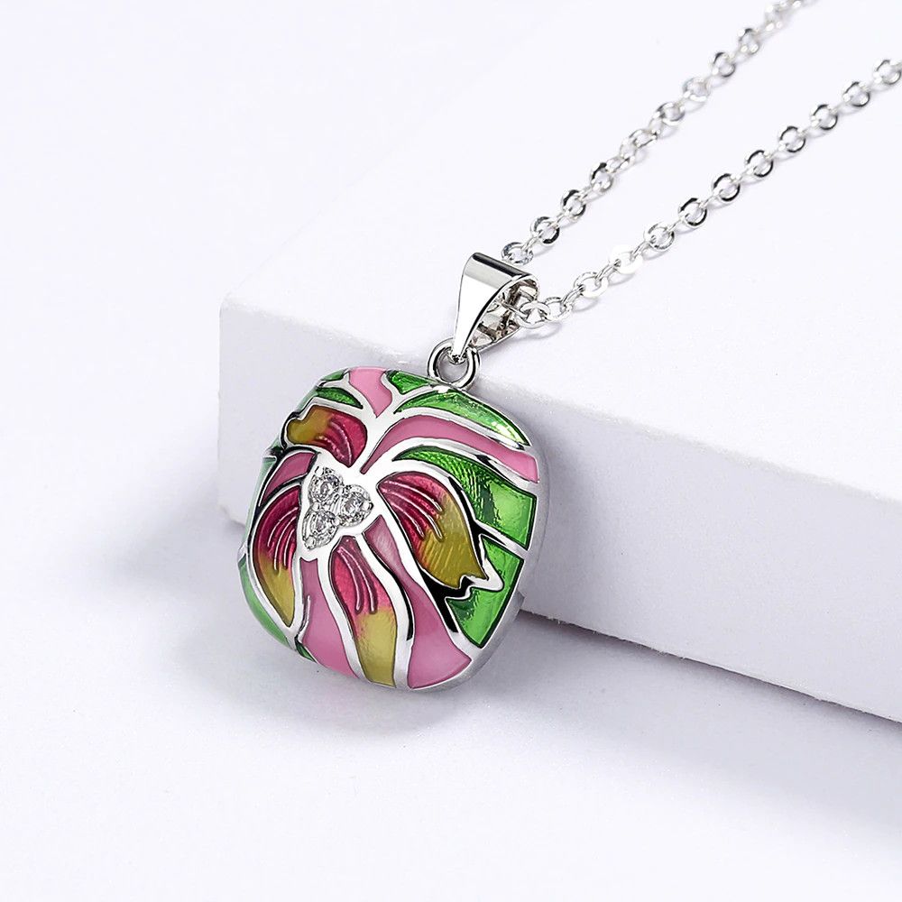 Jewelry Flowers Pendant Necklace Size ONE SIZE - 5 Thumbnail