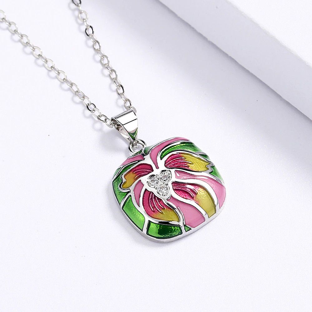Jewelry Flowers Pendant Necklace Size ONE SIZE - 3 Thumbnail