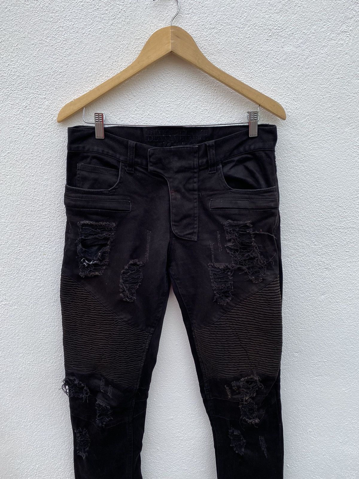 Blvck fiame distressed skinny pants