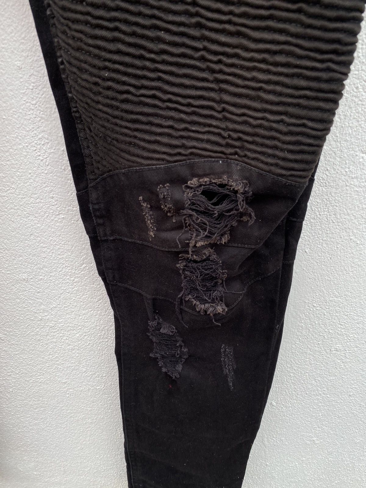 Blvck fiame distressed skinny pants