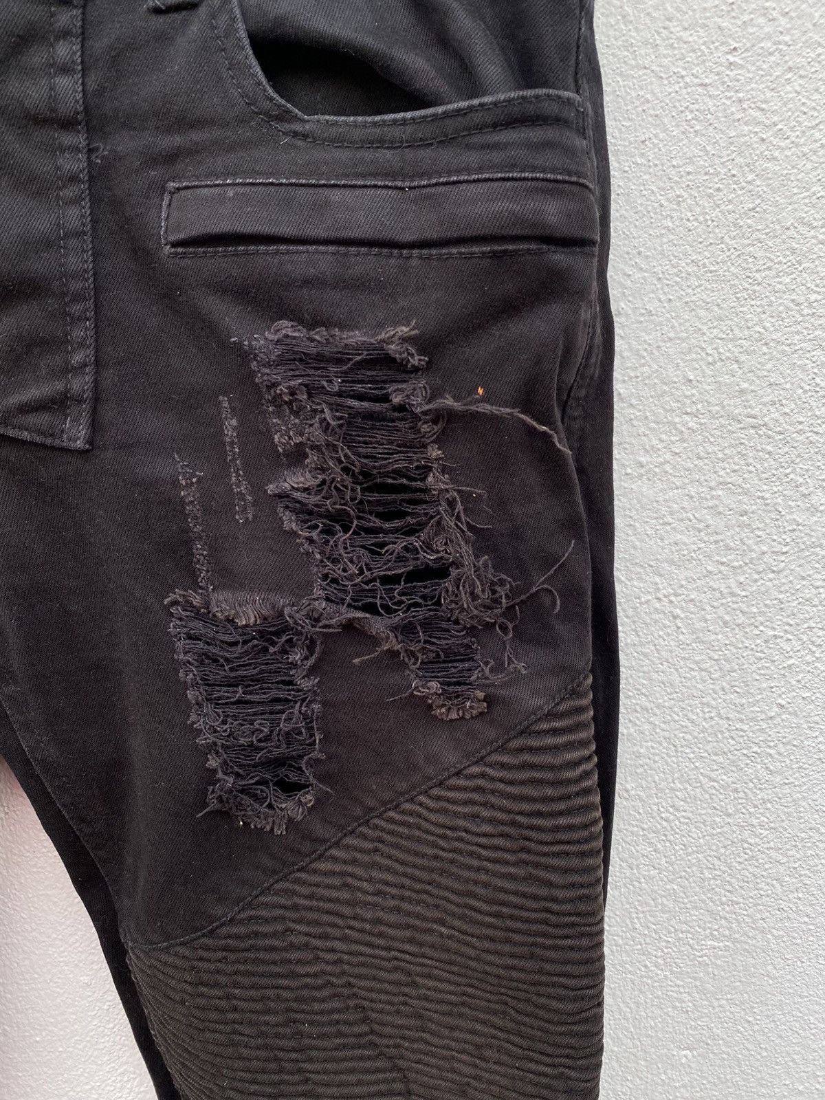 Blvck fiame distressed skinny pants