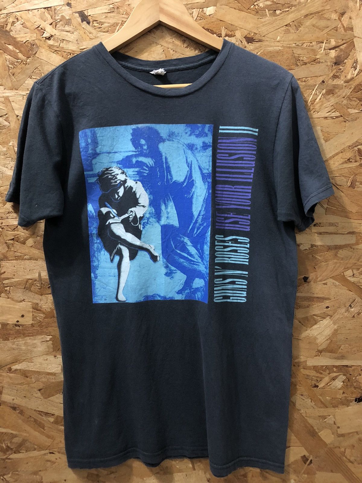 GUNS N ROSES x USE YOUR ILLUSION