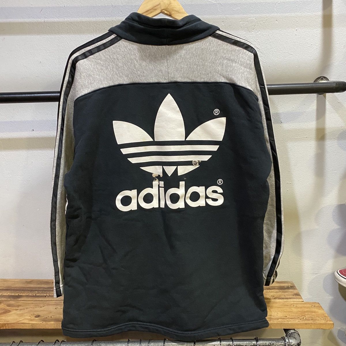 Adidas VINTAGE‼️Adidas Big Logo Trefoil Adjustable Sweaters Size US L / EU 52-54 / 3 - 2 Thumbnail