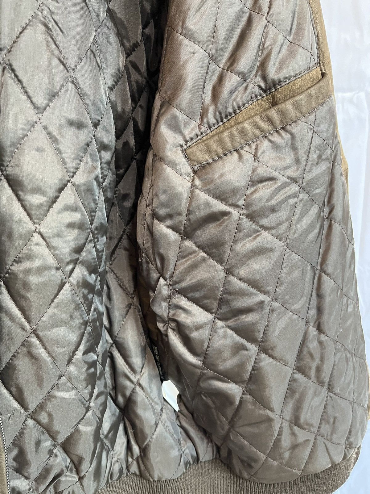 Vintage Faded Brown A2 Style Distressed Leather Jacket Size US L / EU 52-54 / 3 - 9 Thumbnail