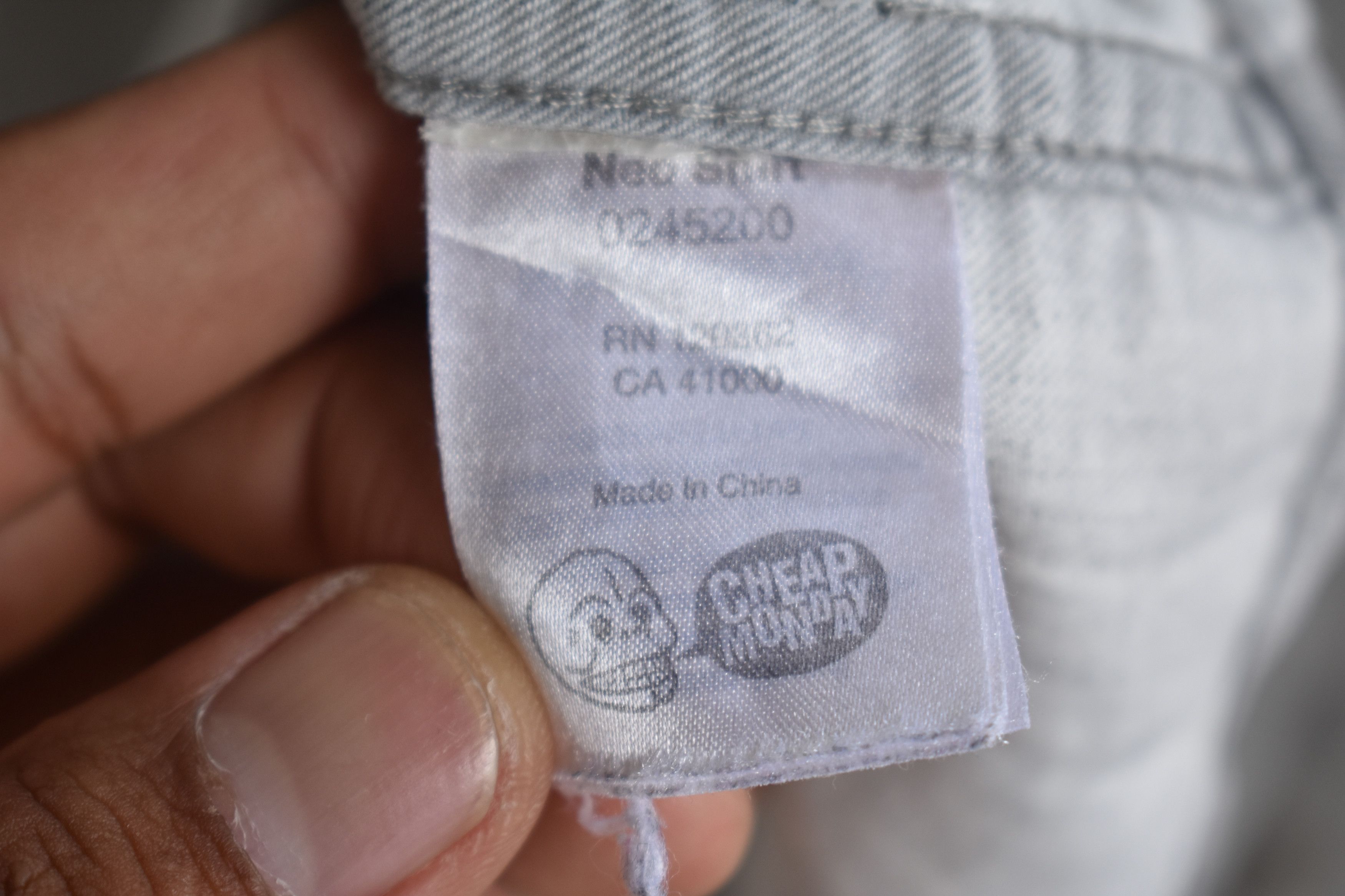 Cheap Monday × Vintage A081 Cheap Monday Distressed Denim Shirt Size US M / EU 48-50 / 2 - 7 Thumbnail