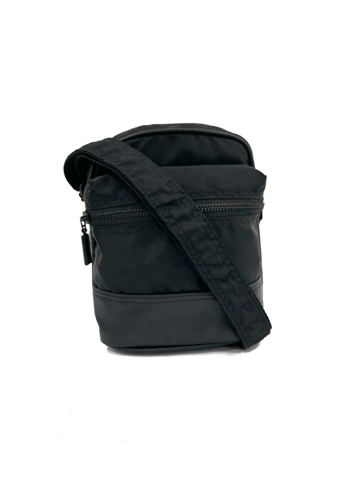 Yohji Yamamoto Y'saccs By Yohji Yamamoto Bag Shoulder Size ONE SIZE - 1 Thumbnail