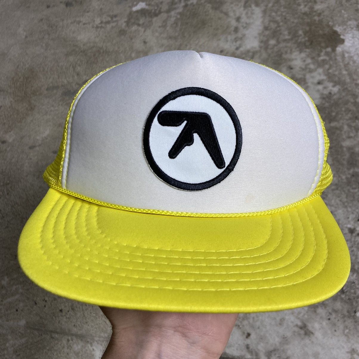 Vintage APHEX TWIN TRUCKER CAP - № 4232 Size ONE SIZE - 1 Thumbnail
