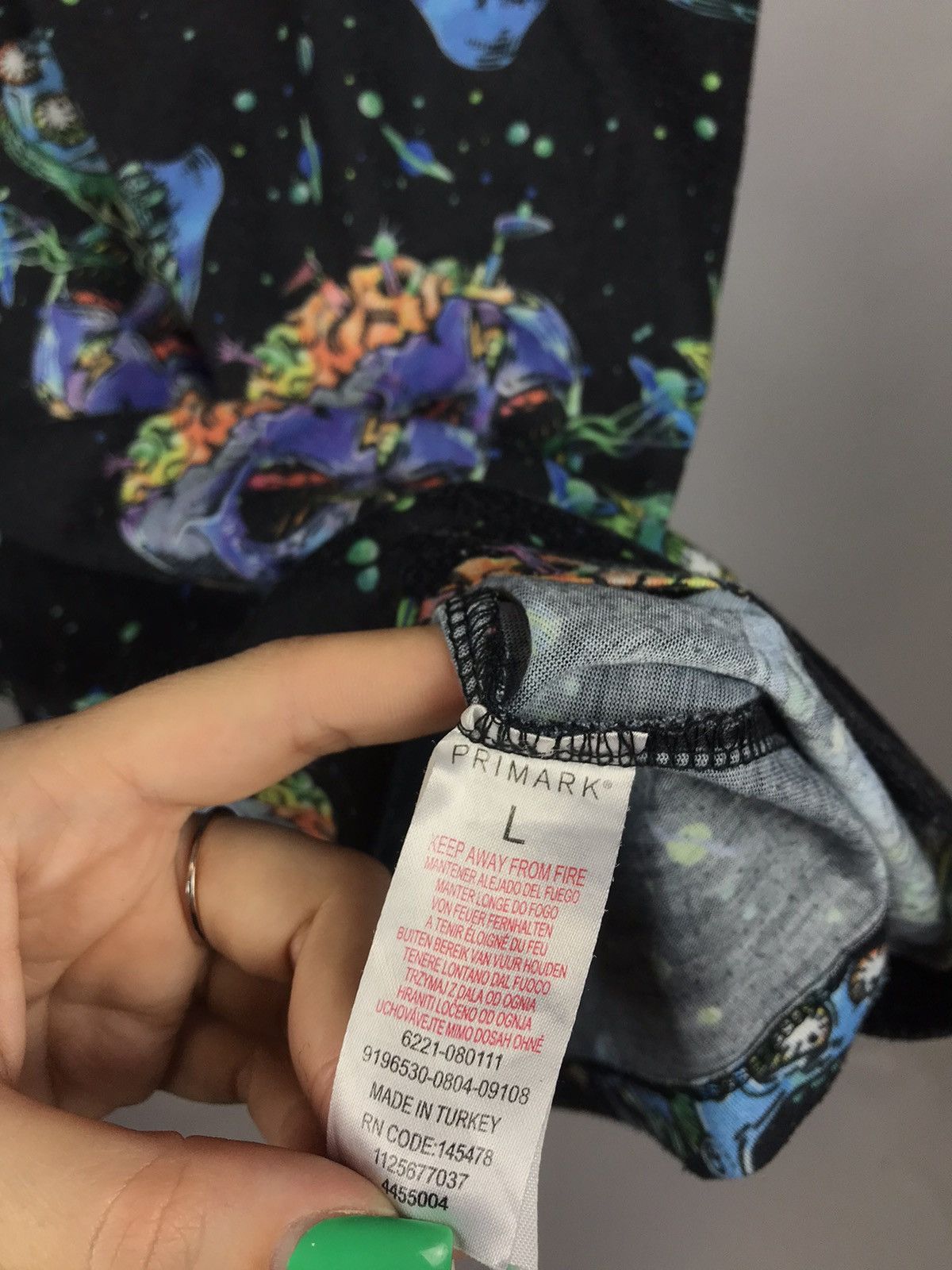 Other Rick and Morty overprinted crazy movie tee Size US L / EU 52-54 / 3 - 4 Thumbnail