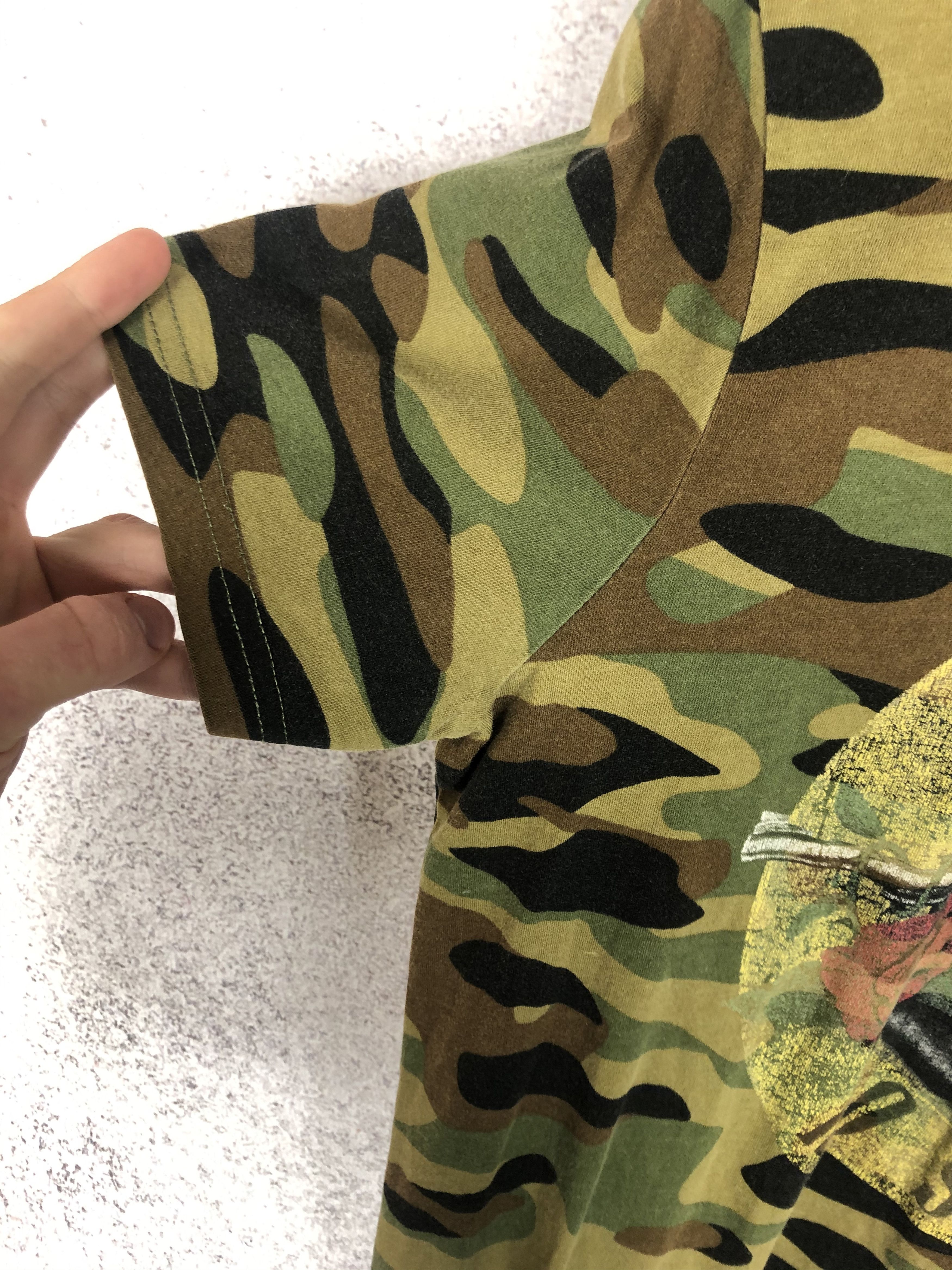 Band Tees × Guns N' Roses × Vintage Vintage Guns N Roses camo band tee Shirt Size US M / EU 48-50 / 2 - 4 Thumbnail