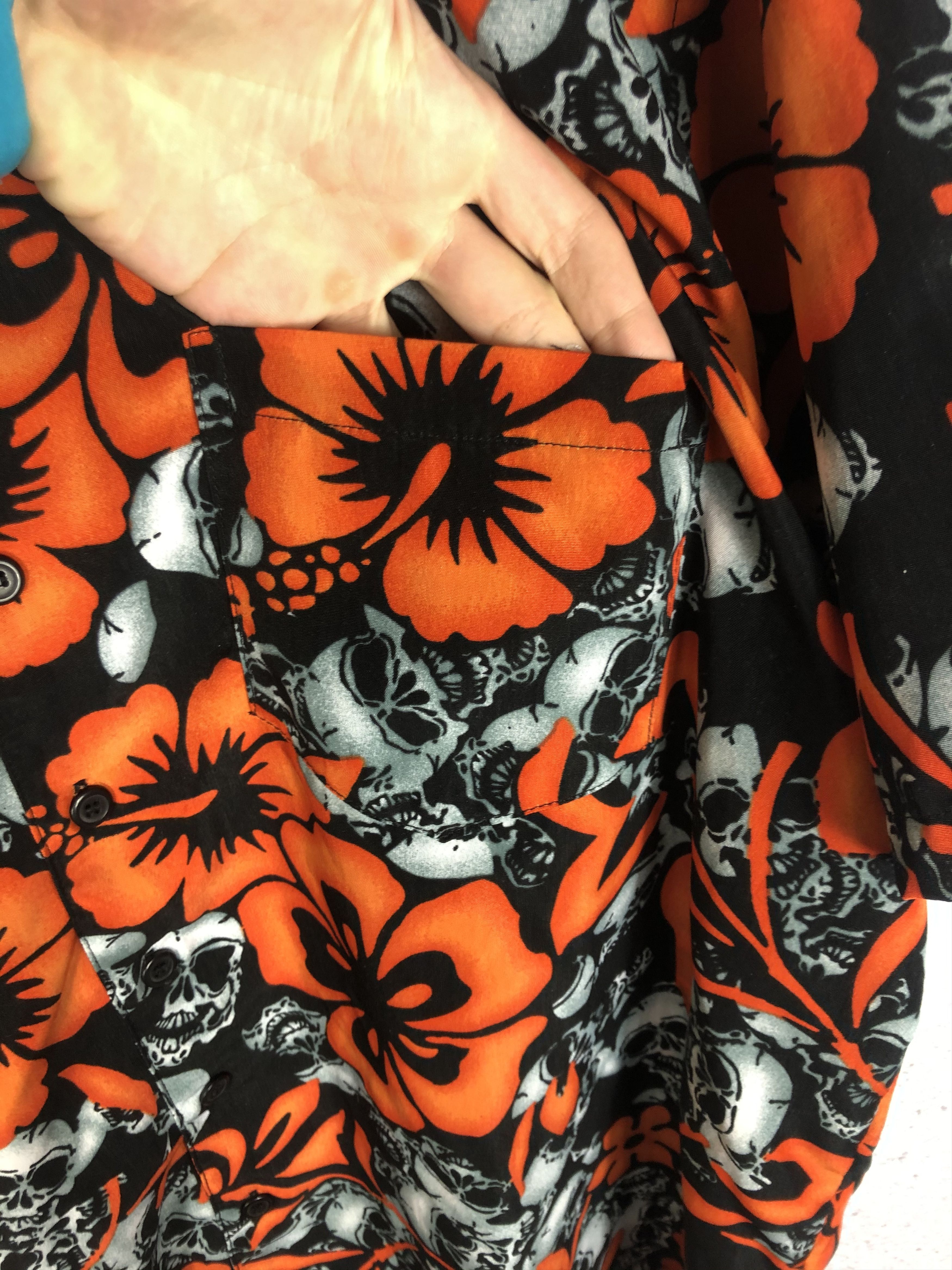 Other Skulls Overprinted Crazy Hawaiian shirt button up Size US XL / EU 56 / 4 - 3 Thumbnail