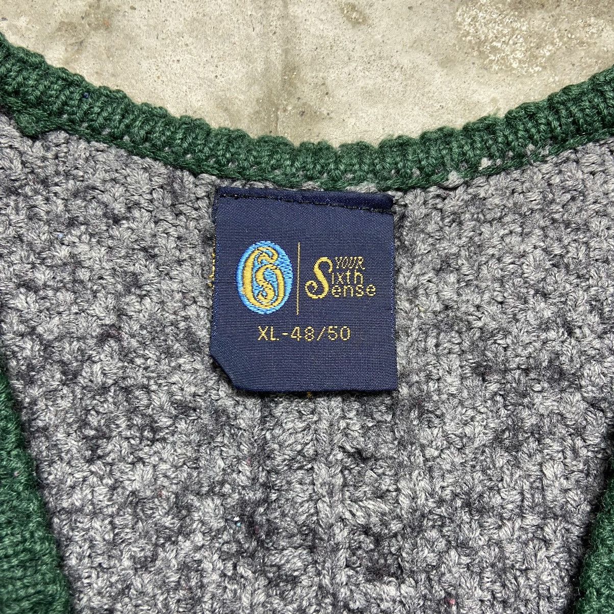 Handmade CUTE MUSHROOMS HANDCRAFTED KNITTED VEST 1980s - LOT № 2037 Size US XL / EU 56 / 4 - 7 Thumbnail