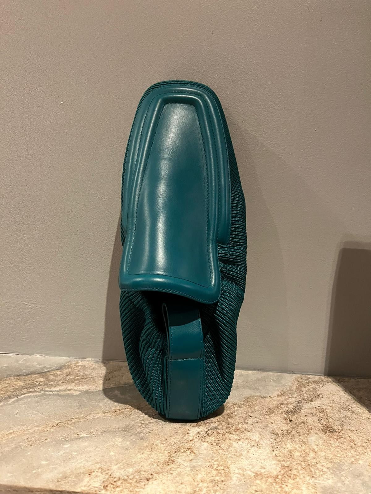 Bottega Veneta Plank Slip On Loafer in Duck Green Size US 10 / EU 43 - 11 Thumbnail
