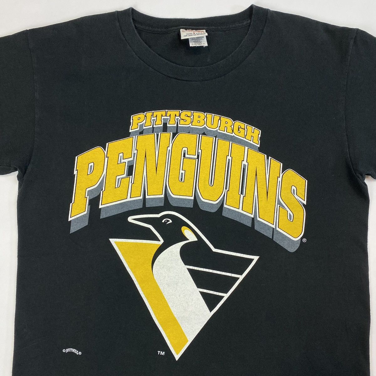 NHL Vintage Pittsburgh Penguins T-Shirt Size L Nutmeg 90s Size US M / EU 48-50 / 2 - 3 Thumbnail