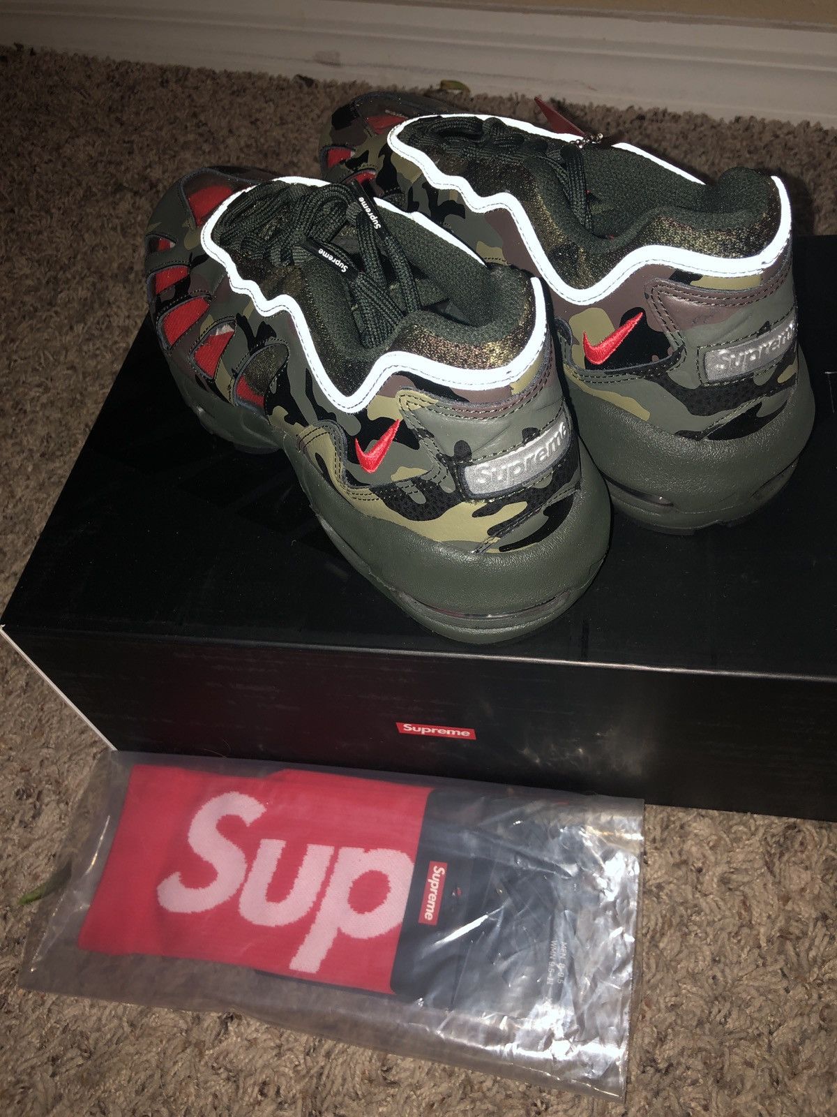 Nike × Supreme Supreme Nike Air Max 96 Camo Size US 9 / EU 42 - 2 Thumbnail