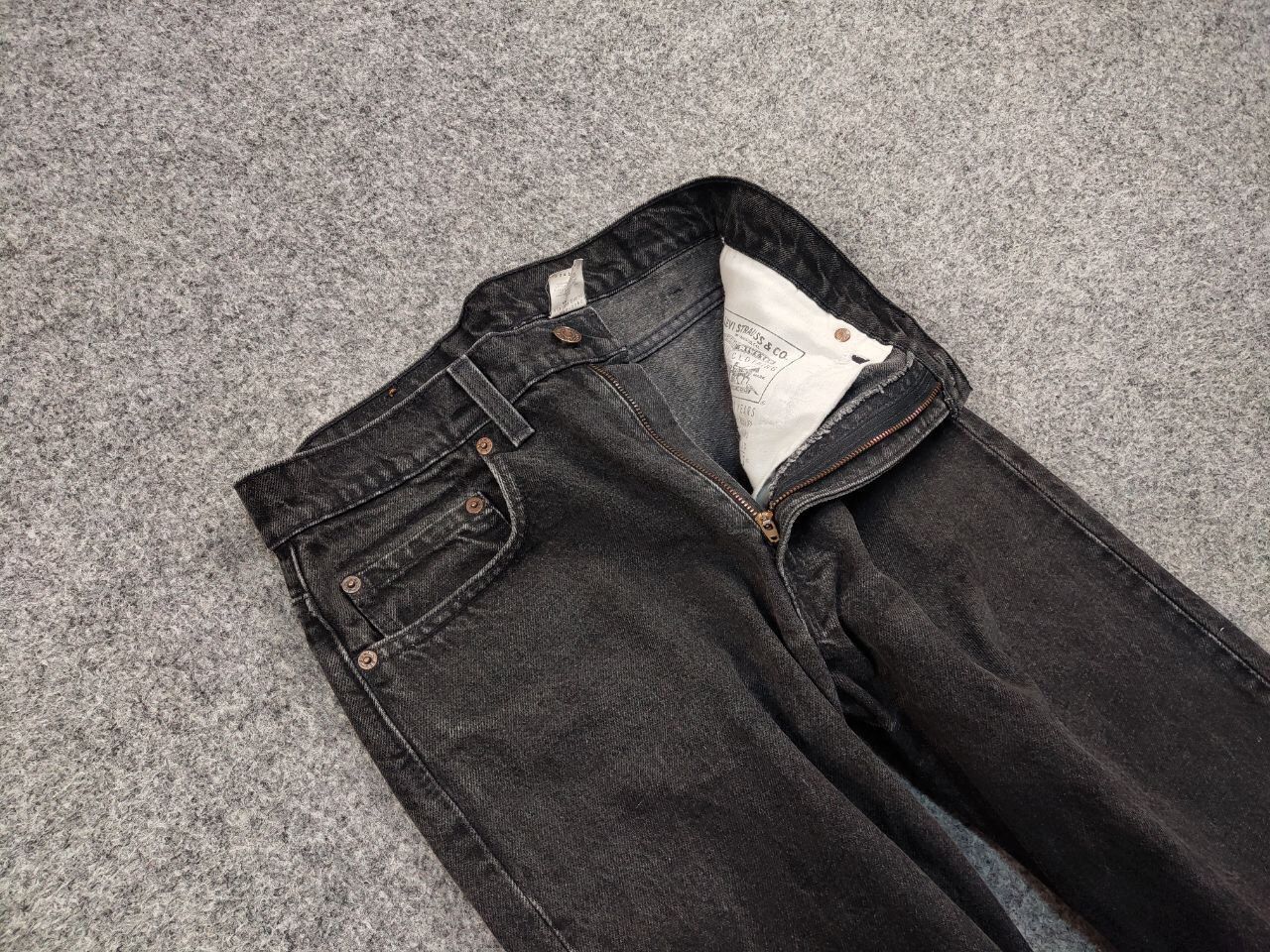 Levi's Vintage 90's levis 550 Black Denim mom Jeans Made in USA Size 32" / US 10 / IT 46 - 11 Thumbnail