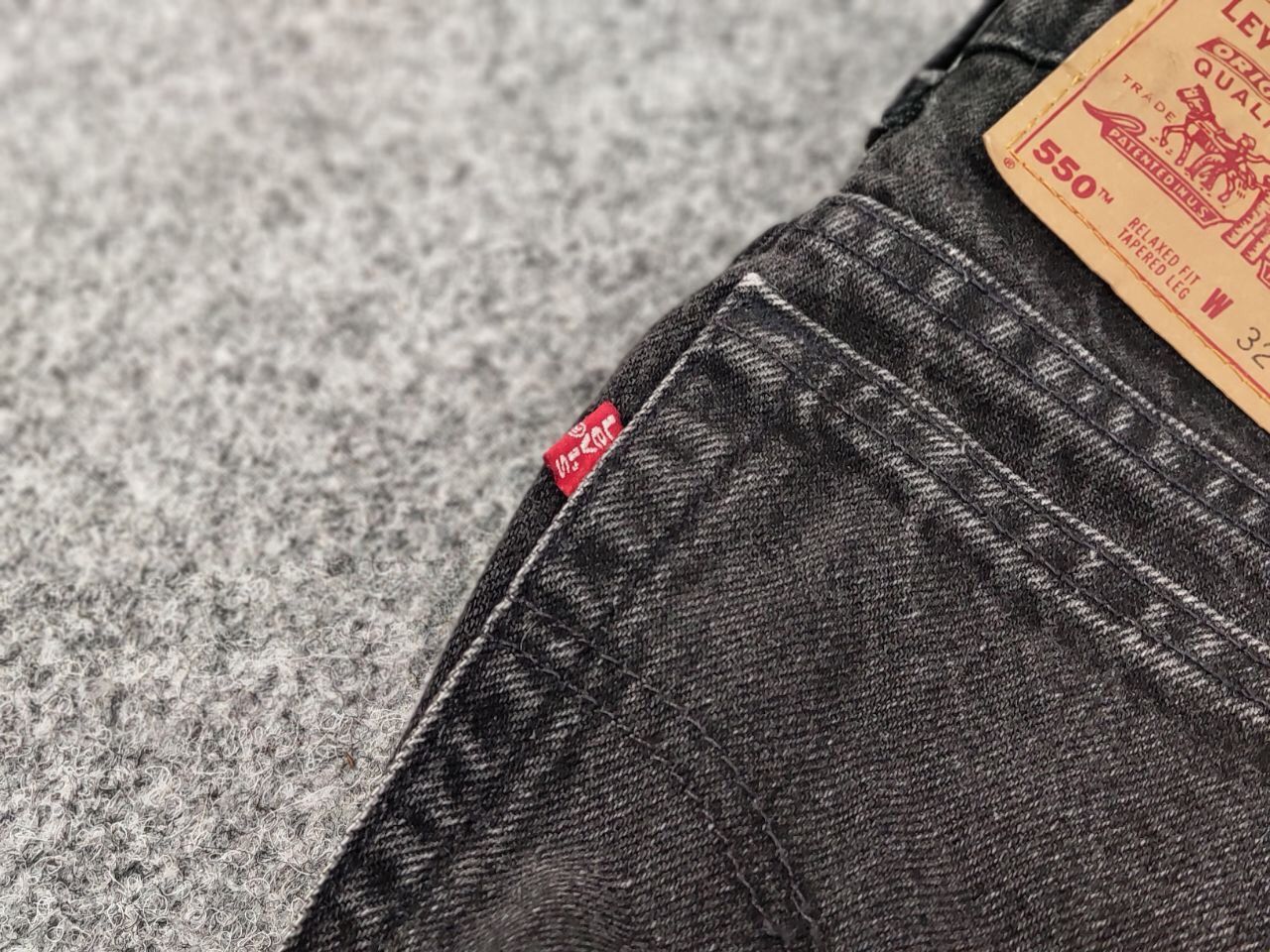 Levi's Vintage 90's levis 550 Black Denim mom Jeans Made in USA Size 32" / US 10 / IT 46 - 19 Thumbnail