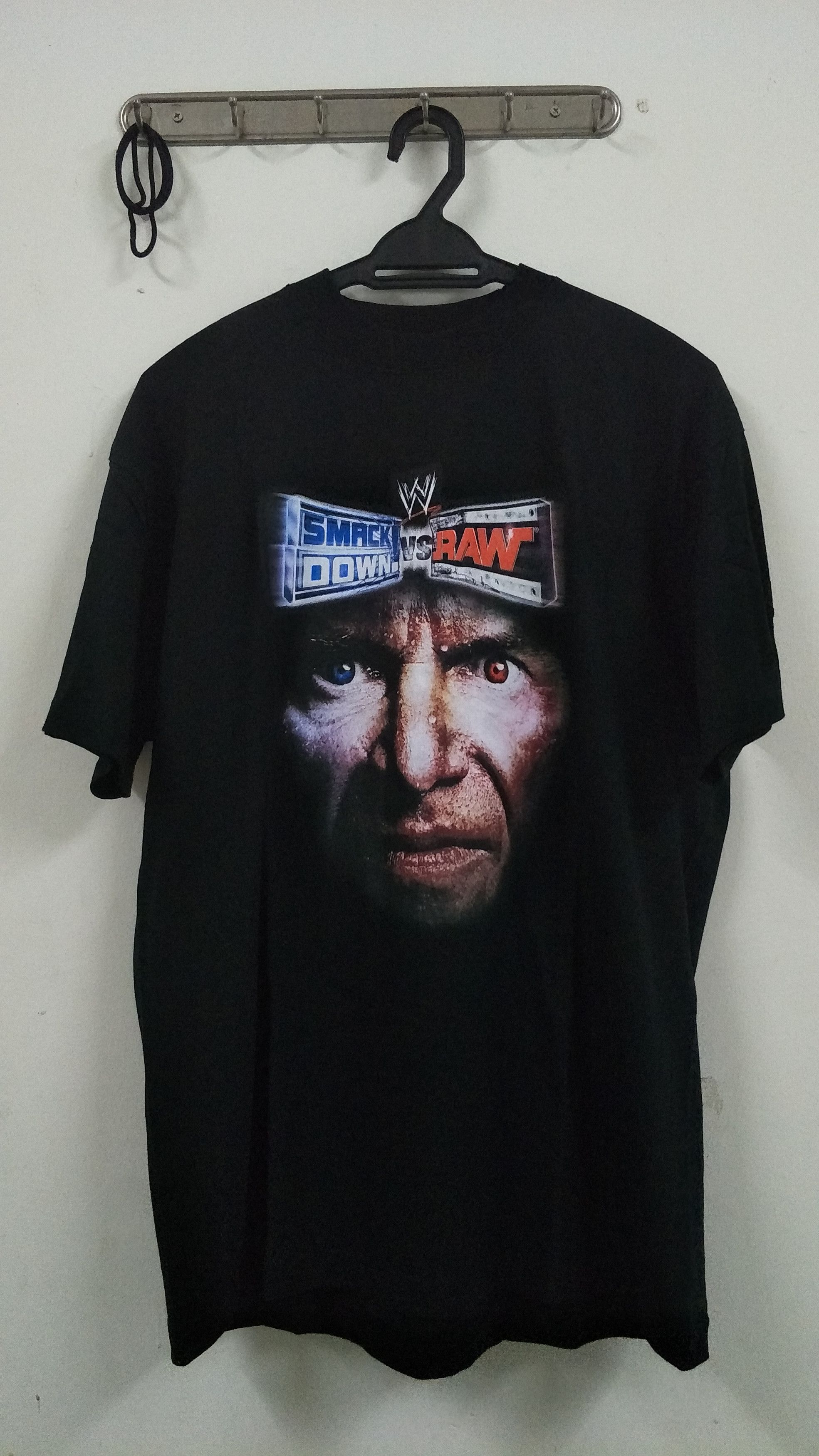 WWE WWE SMACKDOWN VS RAW 2005 Size US XL / EU 56 / 4 - 2 Thumbnail