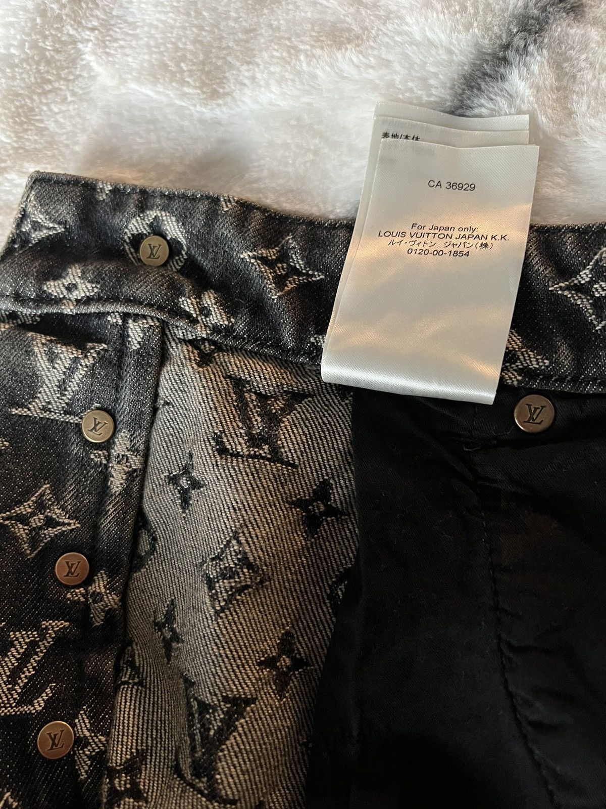 Louis Vuitton FW 22 Distressed Louis Vuitton Baggy Denim