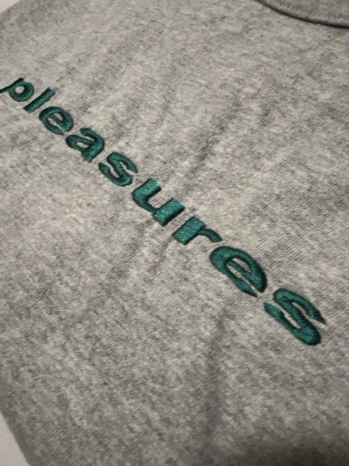 Champion × Pleasures Pleasures champion tee Size US XXL / EU 58 / 5 - 6 Thumbnail