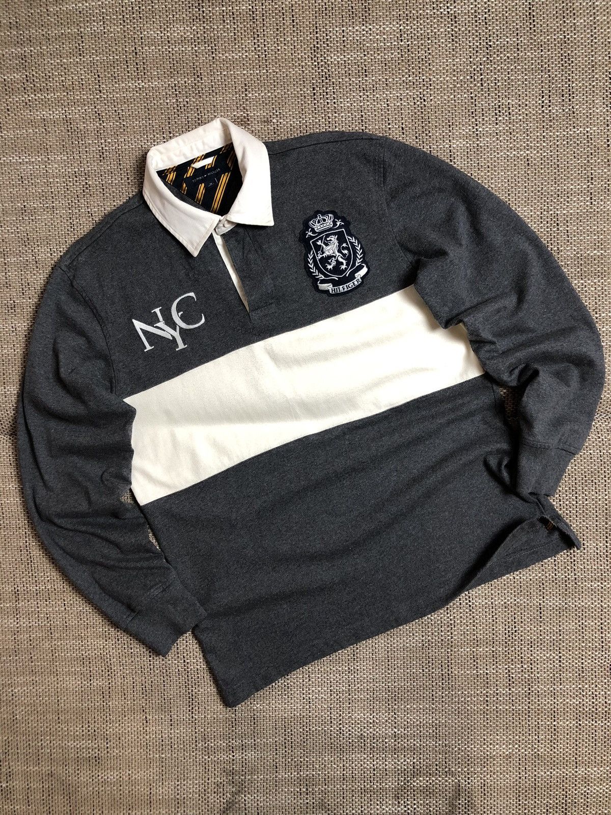 Tommy Hilfiger Tommy Hilfiger NYC Rugby Shirt Vintage Size US M / EU 48-50 / 2 - 1 Thumbnail
