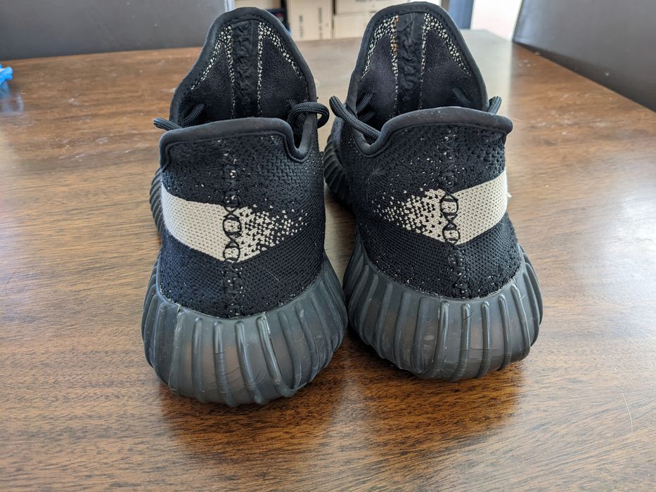 yeezy 350 v2 black oreo