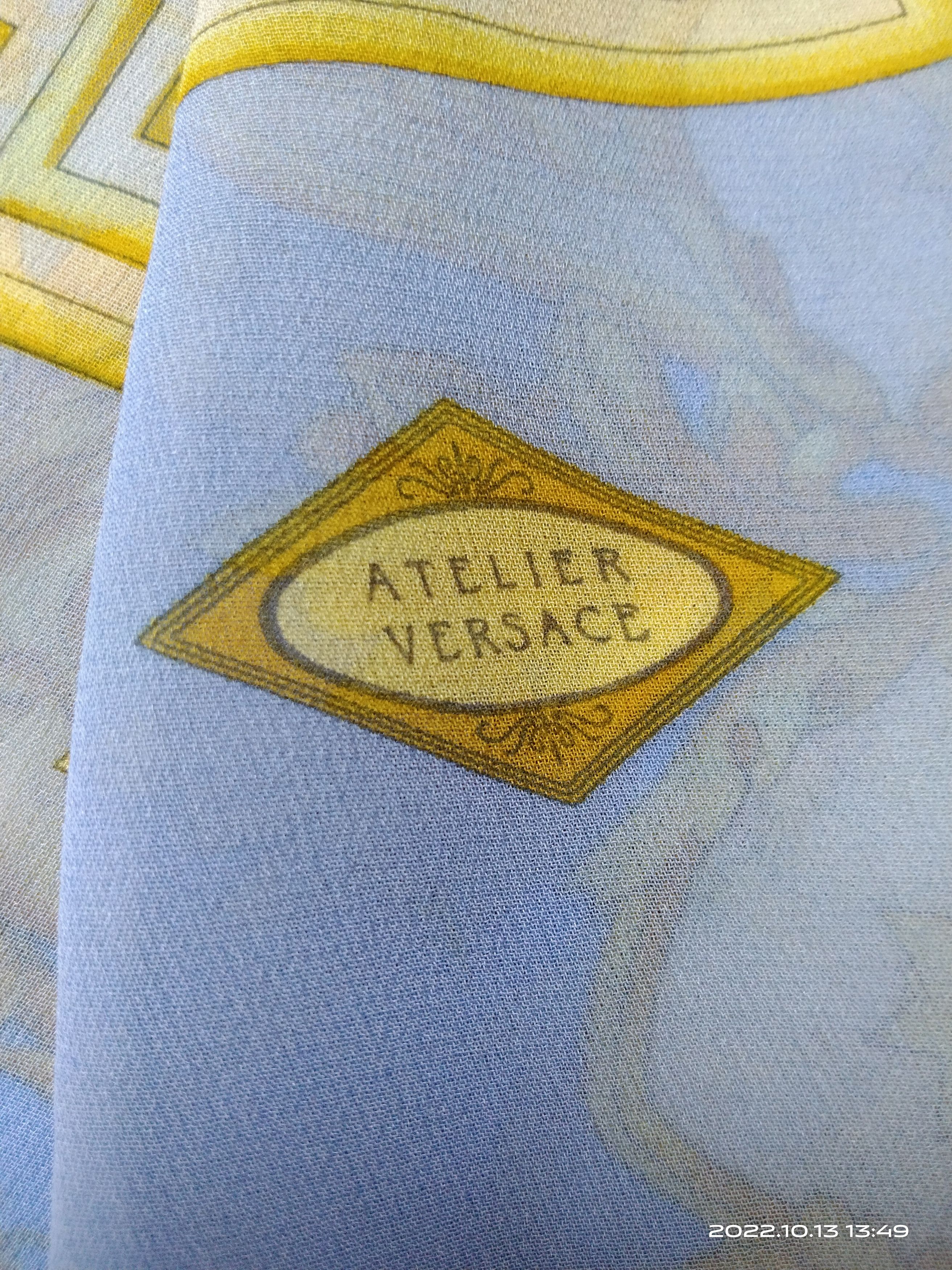 Versace VERSACE SILK MEDUSA MOTIF Size ONE SIZE - 6 Thumbnail