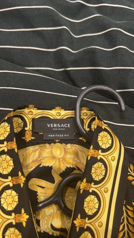 Versace VERSACE BAROCCO SHIRT Size US XL / EU 56 / 4 - 5 Thumbnail