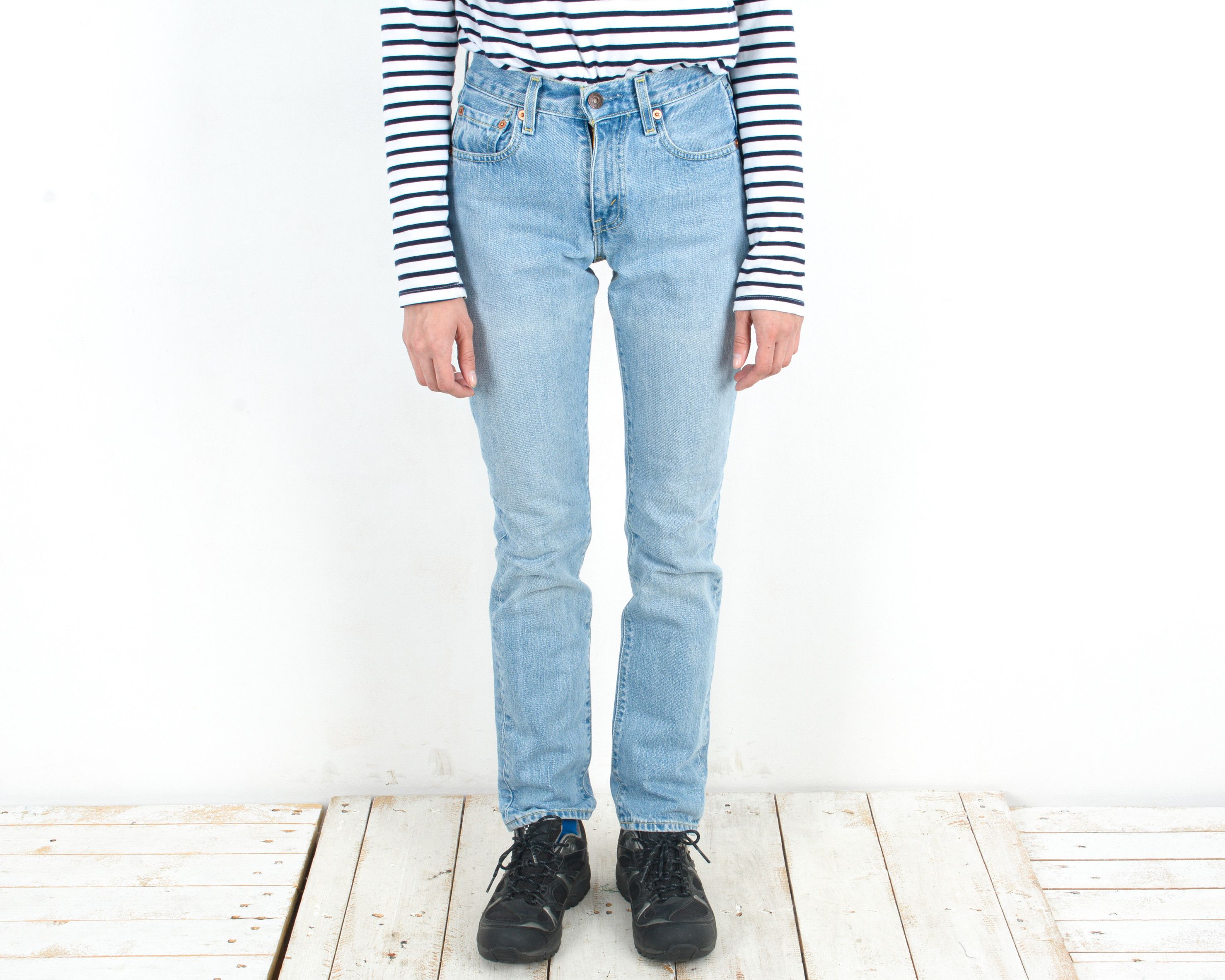 Levi's 530 Slim Straigh W26 L30 Denim Jeans Trousers Pants Zip VTG Size 26" / US 2 / IT 38 - 1 Thumbnail