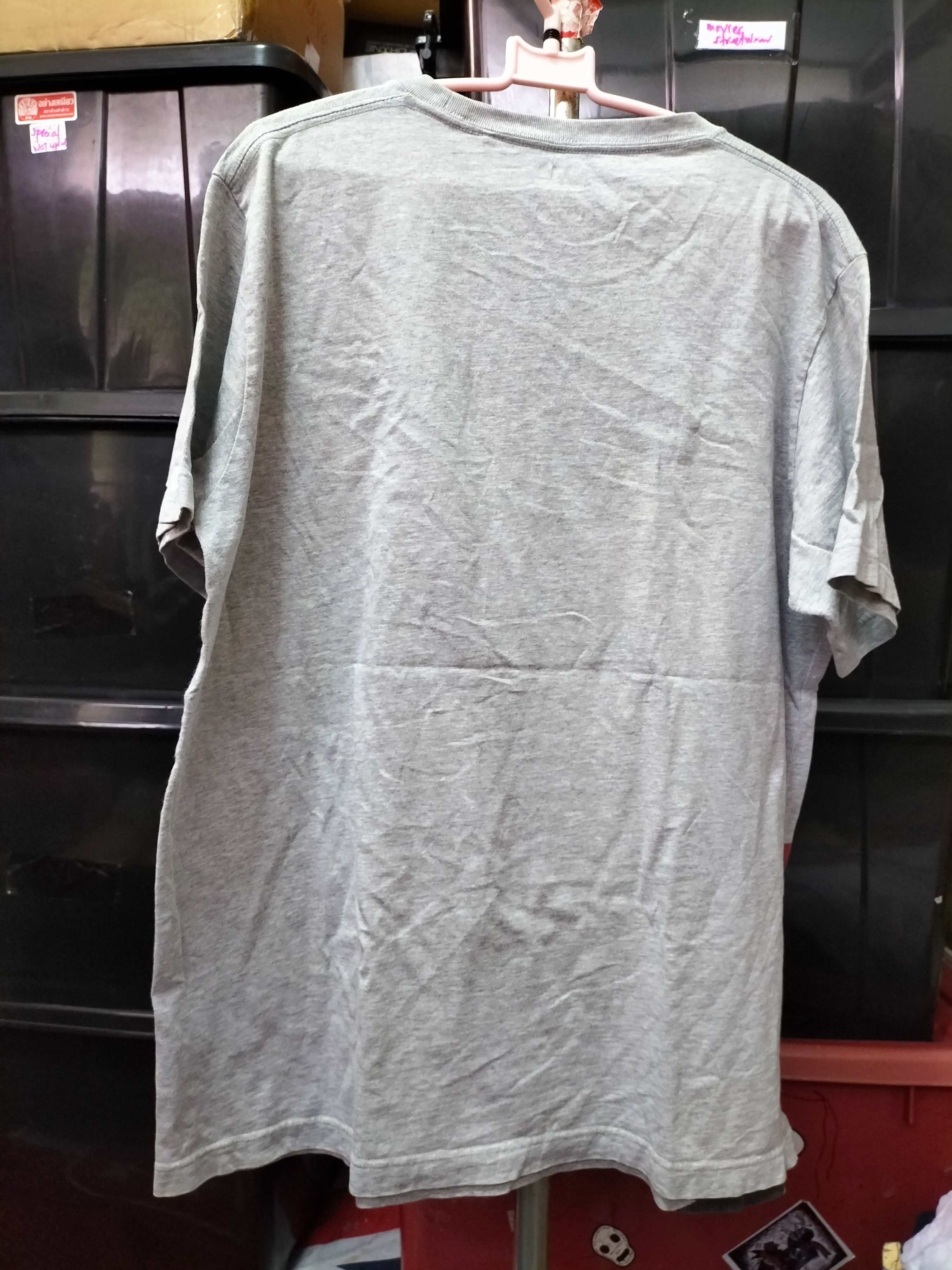 Uniqlo Capcom X Uniqlo Final Fantasy Fashion Movie Anime Games Size US XL / EU 56 / 4 - 6 Thumbnail