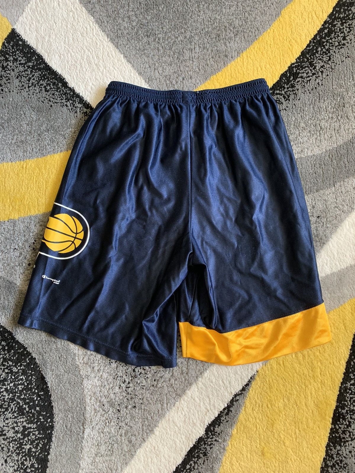 Vintage Indiana Pacer 90s Basketball Shorts Size US 30 / EU 46 - 3 Thumbnail