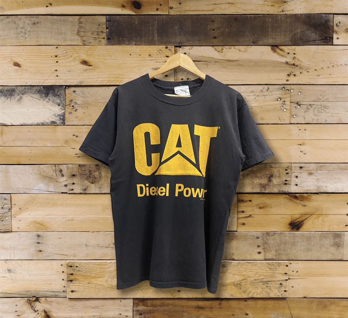 T-shirt Urban Backwoods Con Meccanico Gatto Vintage – Uomo, 100% Cotone