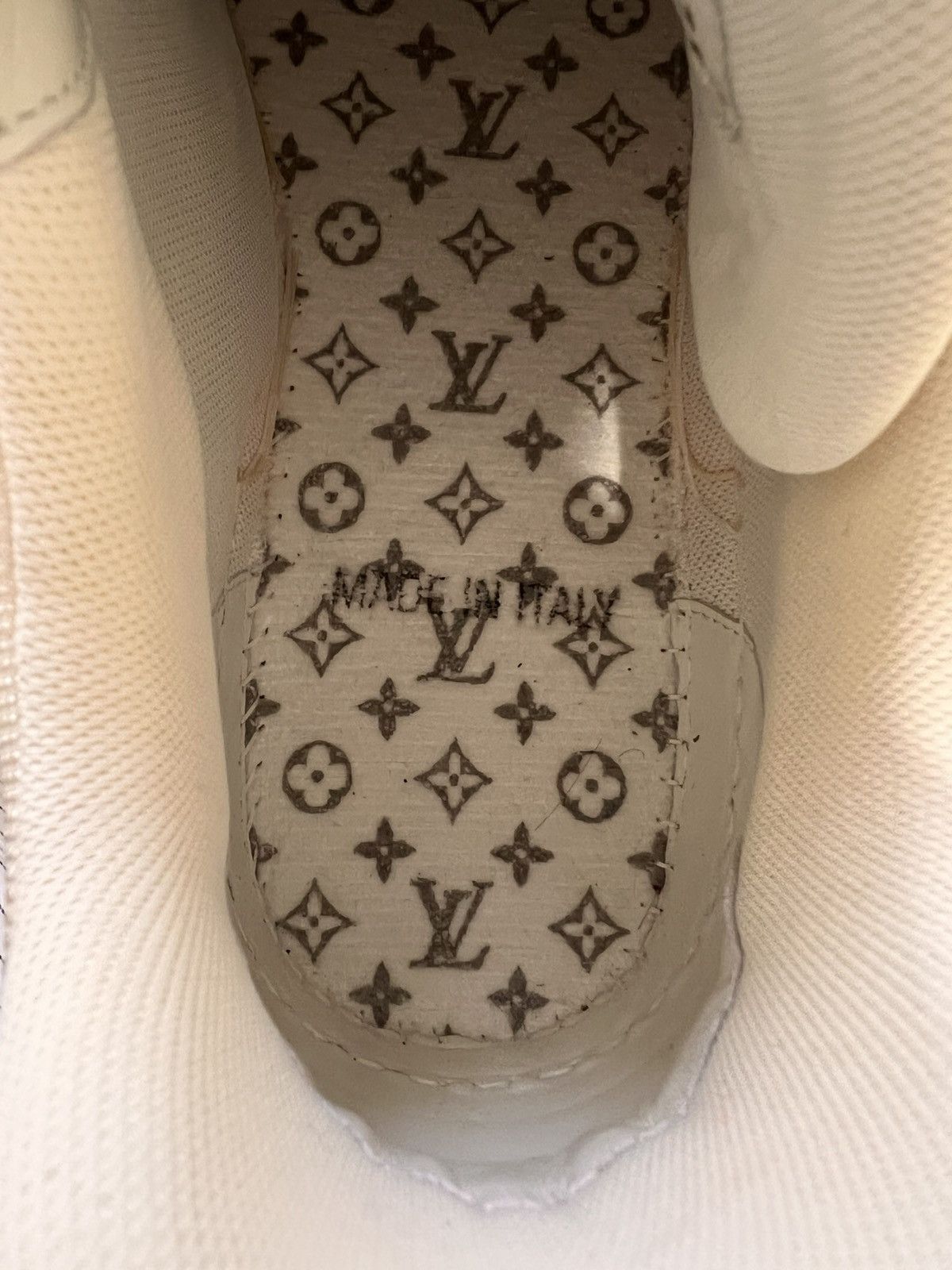 Louis Vuitton Louis Vuitton LV trainers orange ss20 - Size 7 (LV) Size US 7 / EU 40 - 10 Thumbnail