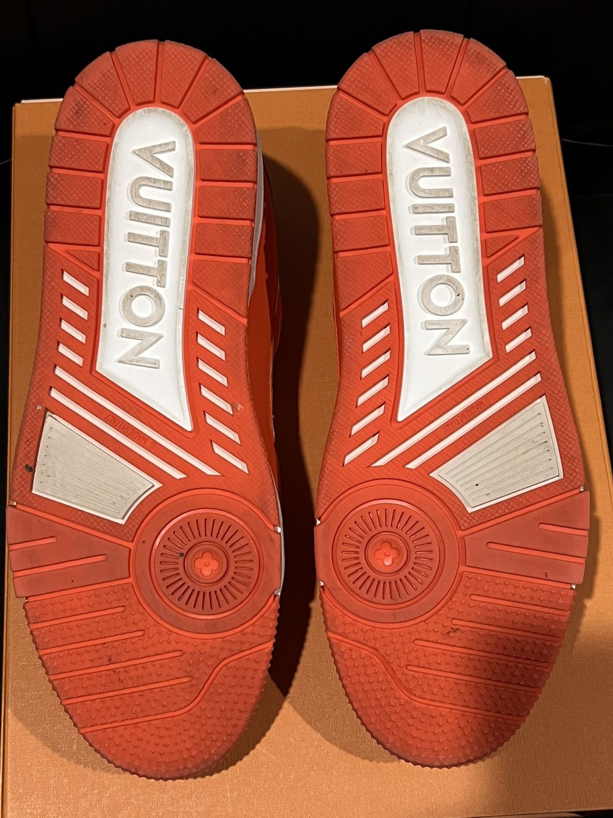 Louis Vuitton Louis Vuitton LV trainers orange ss20 - Size 7 (LV) Size US 7 / EU 40 - 9 Thumbnail
