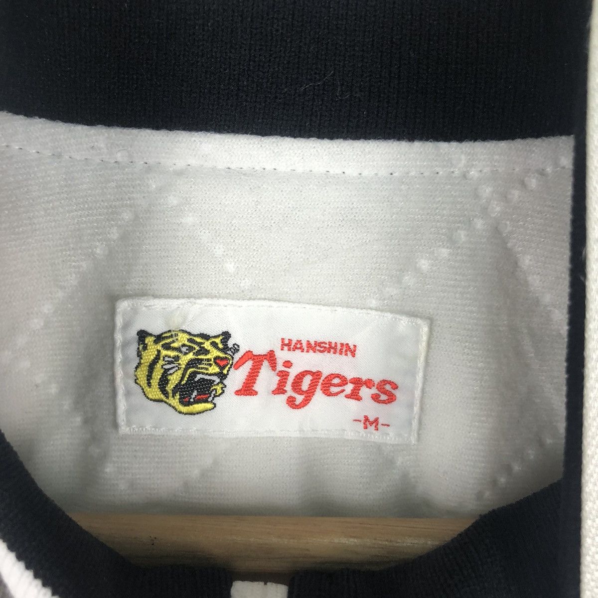 Japanese Brand × Vintage Hanshin Tigers Embroidery Logo Sukajan Jacket Size US M / EU 48-50 / 2 - 7 Thumbnail