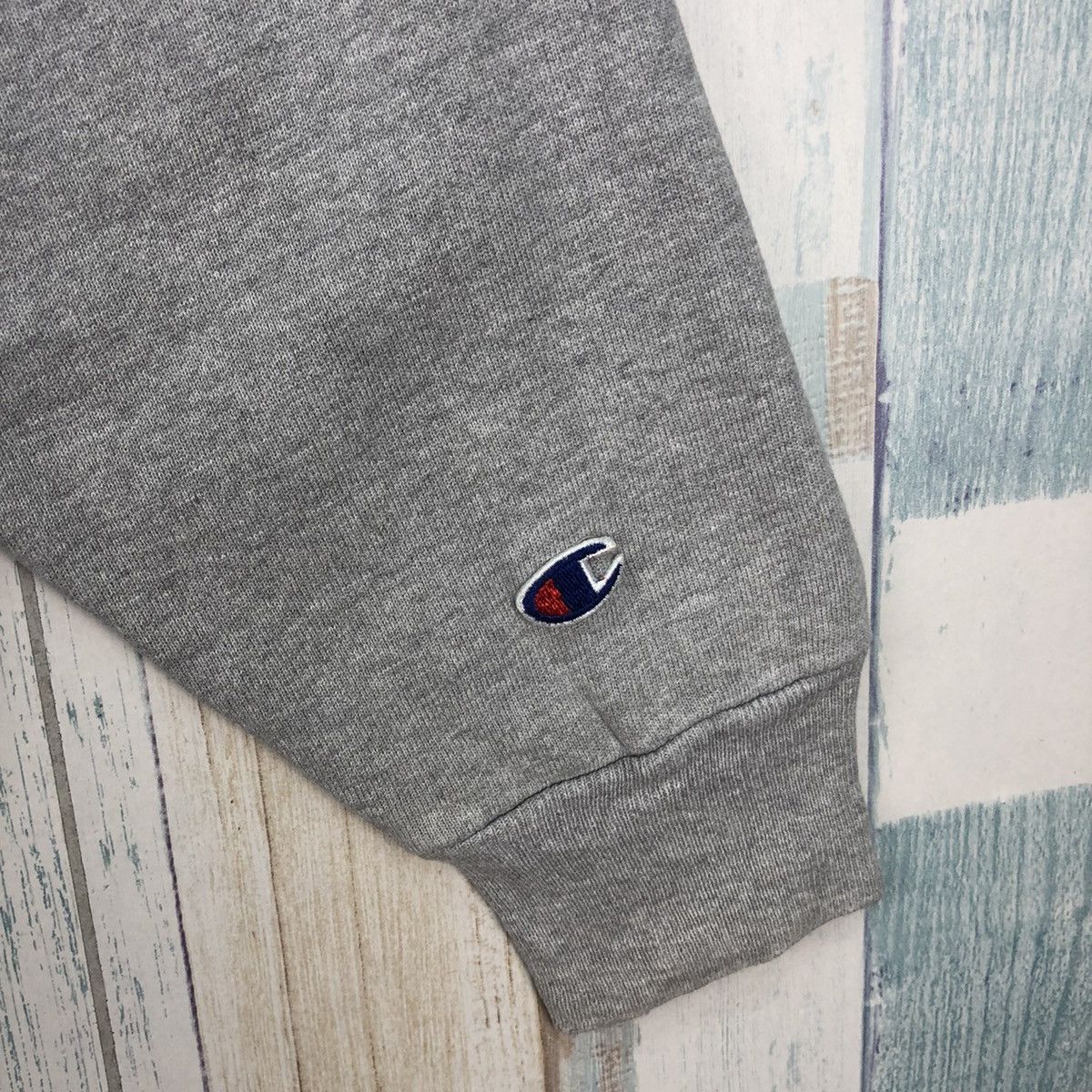 Vintage Champion Small Logo Sweatshirt