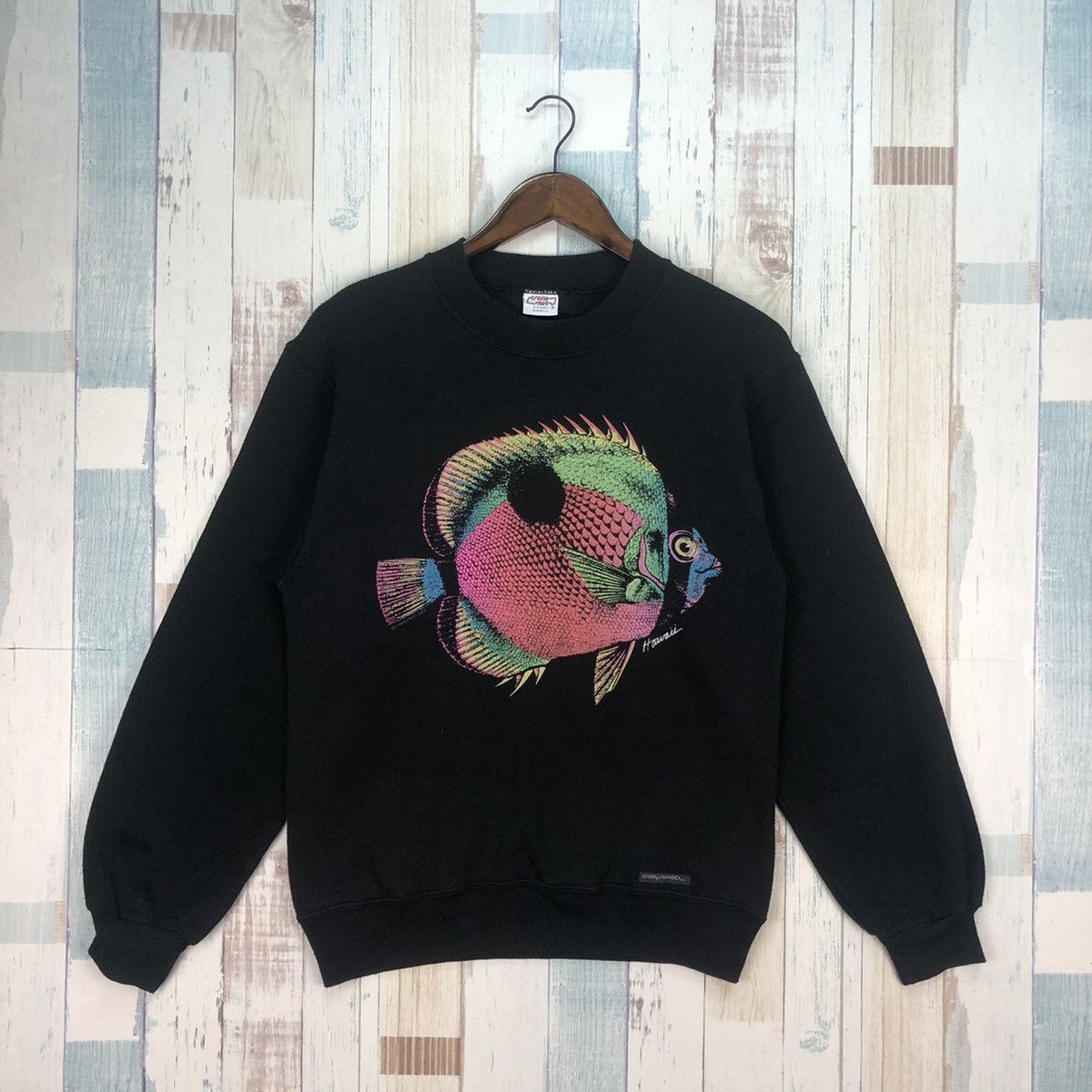 Vintage Vintage 90s Hawaii Crazy Shirts Big Logo Sweatshirts Size US S / EU 44-46 / 1 - 1 Thumbnail