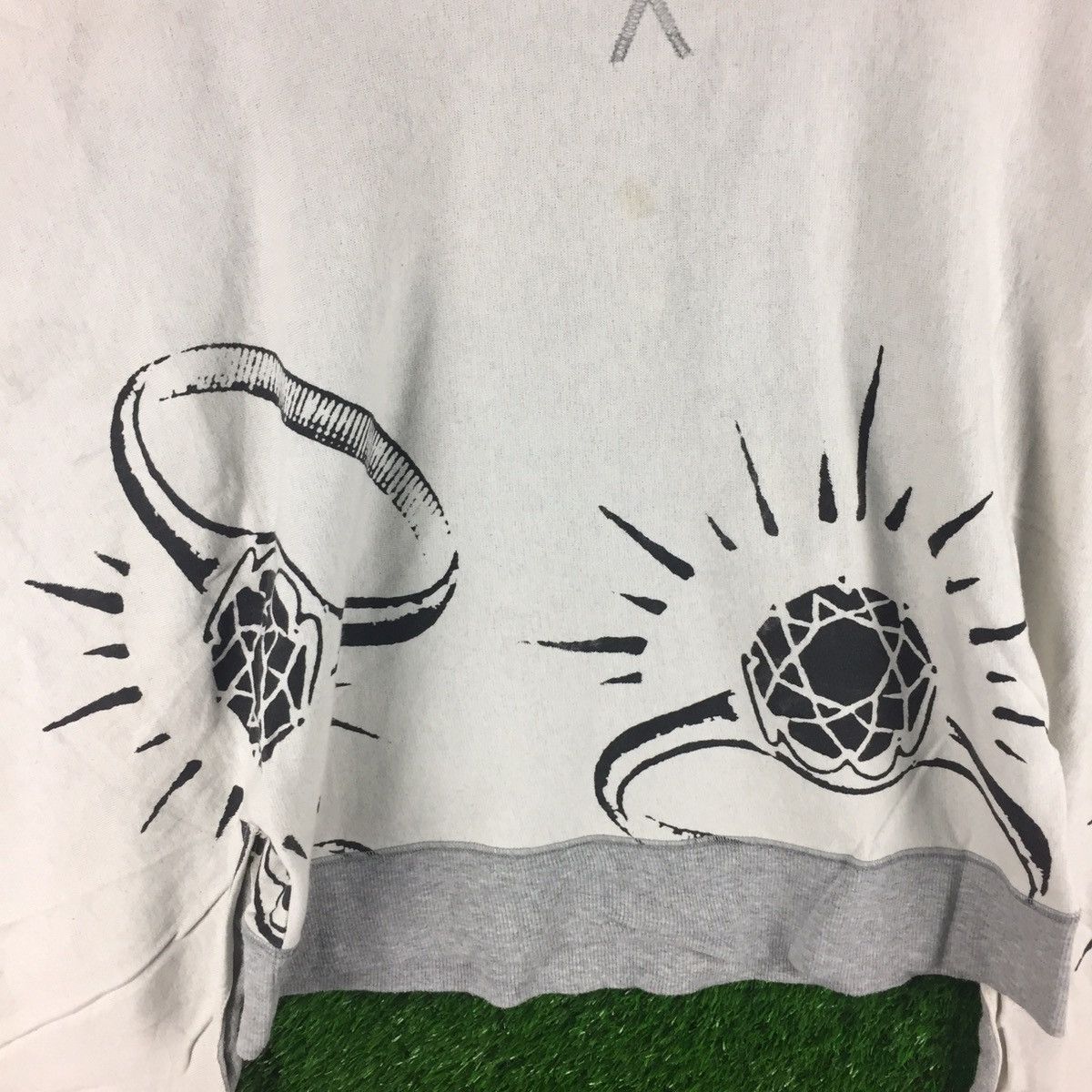 Japanese Brand Vintage Mint Design Diamond Sweatshirt Nice Design Size US S / EU 44-46 / 1 - 7 Thumbnail