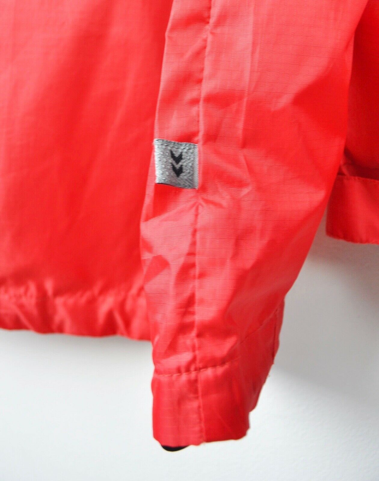Hummel UTRECHT FC Rain Hooded Jacket Football Tracksuit Red Size US M / EU 48-50 / 2 - 8 Thumbnail