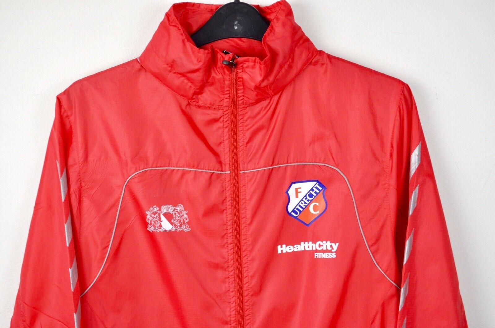 Hummel UTRECHT FC Rain Hooded Jacket Football Tracksuit Red Size US M / EU 48-50 / 2 - 2 Thumbnail
