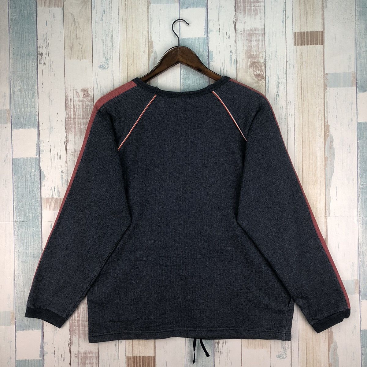 Nike × Vintage Vintage Nike Small Logo Sweatshirt Crewneck Size US M / EU 48-50 / 2 - 2 Thumbnail