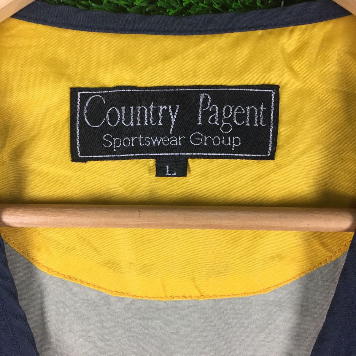 Vintage Vintage Country Pagent Vest Large Size US L / EU 52-54 / 3 - 7 Thumbnail