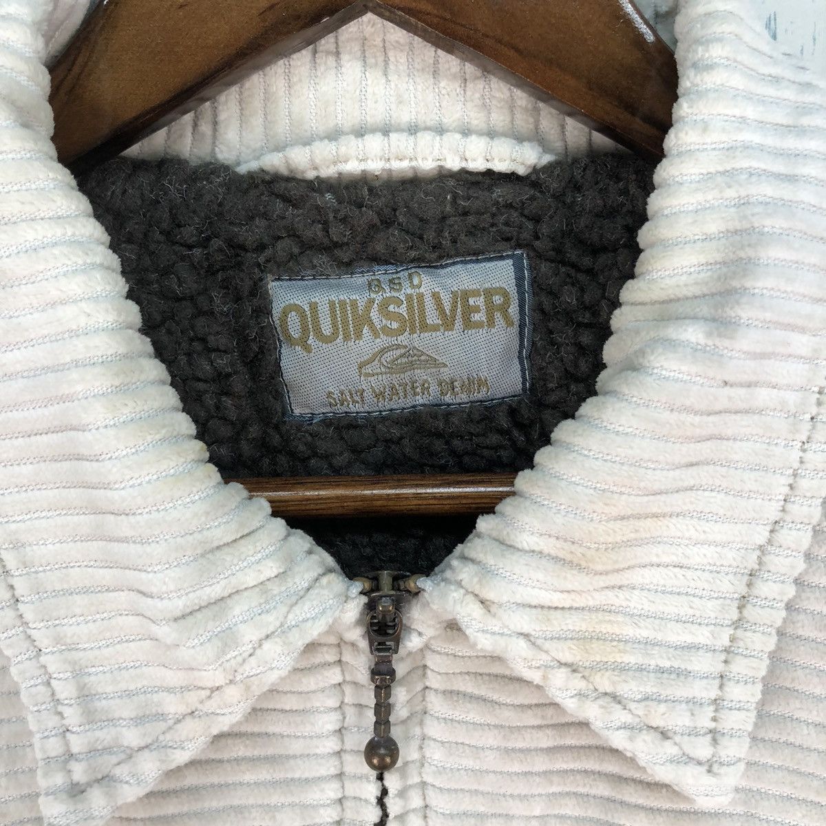 Quicksilver Vintage Quicksilver Corduroy Jacket Size US M / EU 48-50 / 2 - 12 Thumbnail